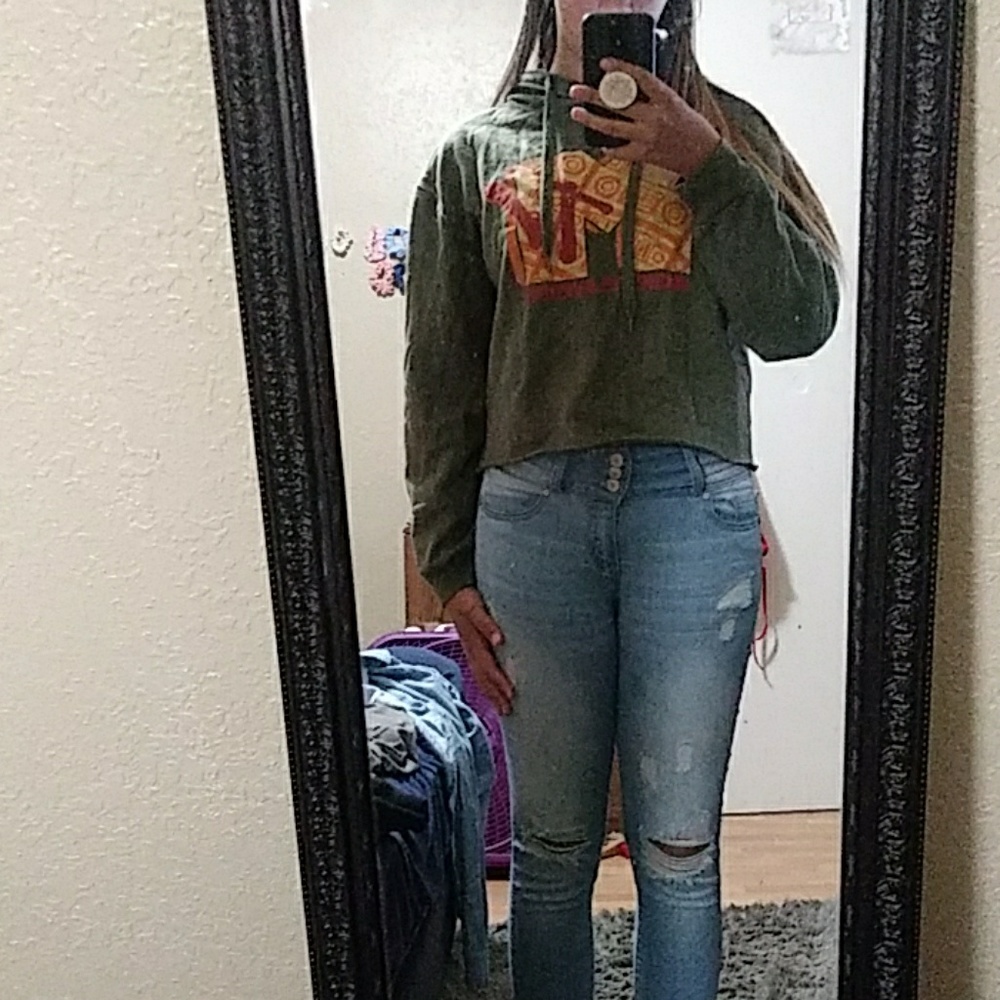 MTV semi cropped green sweater